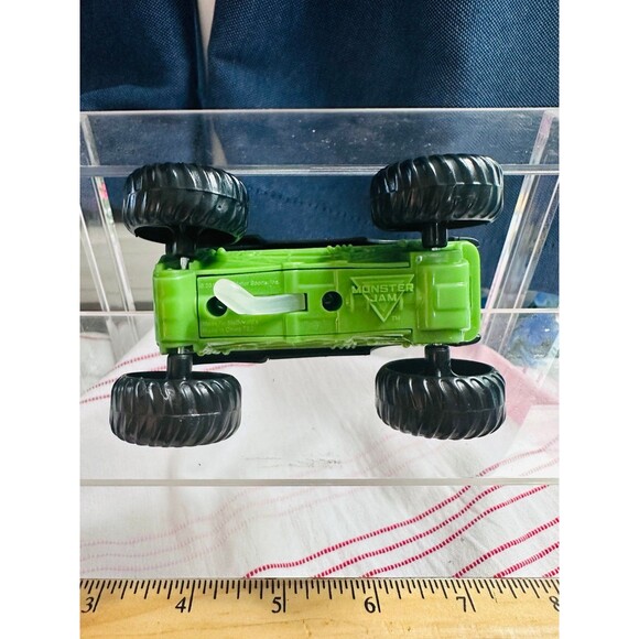 Monster Jam - Picture 3 of 4